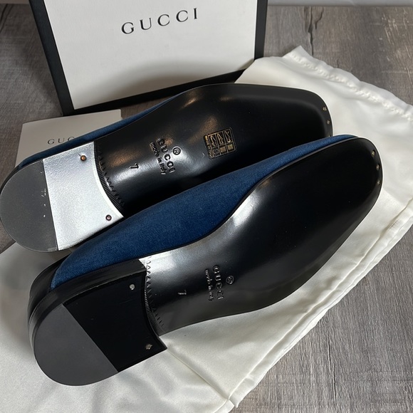 NWT GUCCI MENS SUEDE LOAFERS. - Picture 5 of 7